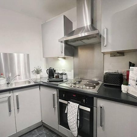 Cityfront Modern Apt Near City Centre/Etihad, Free Parking Manchester Bagian luar foto